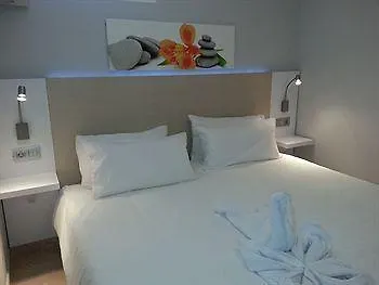 Eo Rosas Hotel 3*