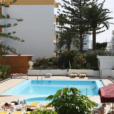 Eo Rosas Hotel 3*