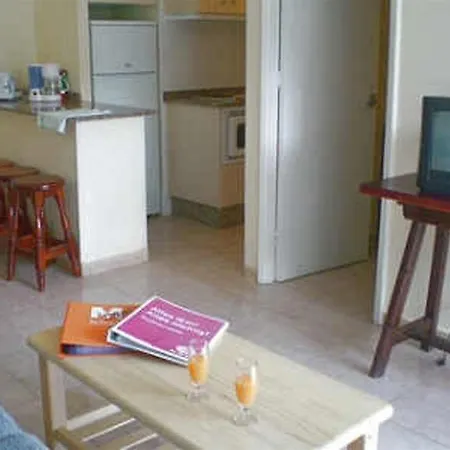 Eo Rosas 3* بلايا ديل إنغلز